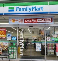 ファミリーマート　茅ヶ崎中島北店