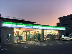 ファミリーマート　大泉中央公園前店