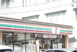 セブンイレブン　名古屋六田1丁目店