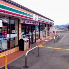 セブンイレブン　園部内林町店