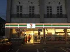 セブンイレブン　姫路書写店