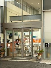 トヨタカローラ広島安芸府中店