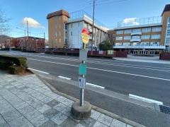 「成蹊高校」バス停留所