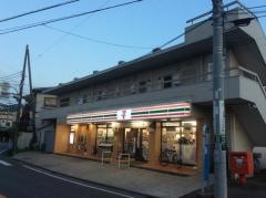 セブンイレブン 横浜鉄町店