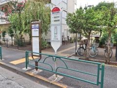 「調布中学校」バス停留所