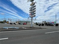 ファミリーマート　国府北岩延店