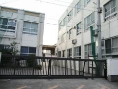 名古屋市立山田東中学校