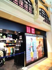 ユニクロ　中部国際空港店