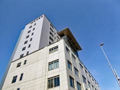 「総合大雄会病院前」バス停留所