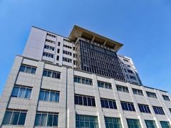 「総合大雄会病院前」バス停留所