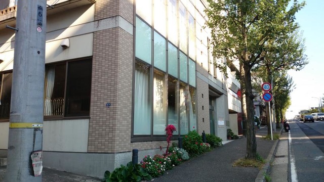 日限山ホーム 施設外観