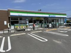 ファミリーマート　都城山之口店