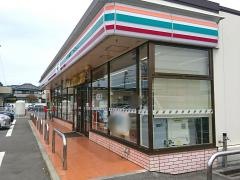 セブンイレブン　箕輪三日町店