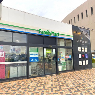 マーケットピア ファミリーマート シーホークアベニュー店 福岡市中央区地行浜