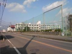牛津小学校