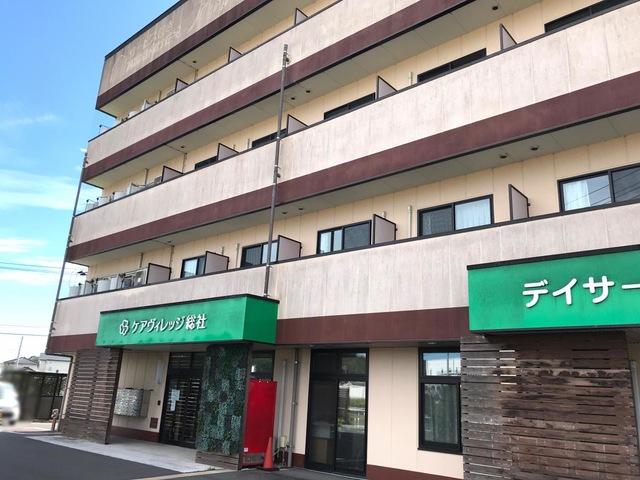 住宅型有料老人ホーム ケアヴィレッジ総社 施設外観