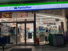 ファミリーマート　大宮桜木町一丁目店
