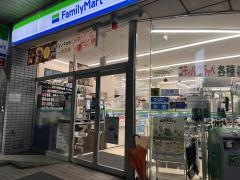 ファミリーマート　大宮桜木町一丁目店