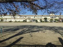 日下部小学校