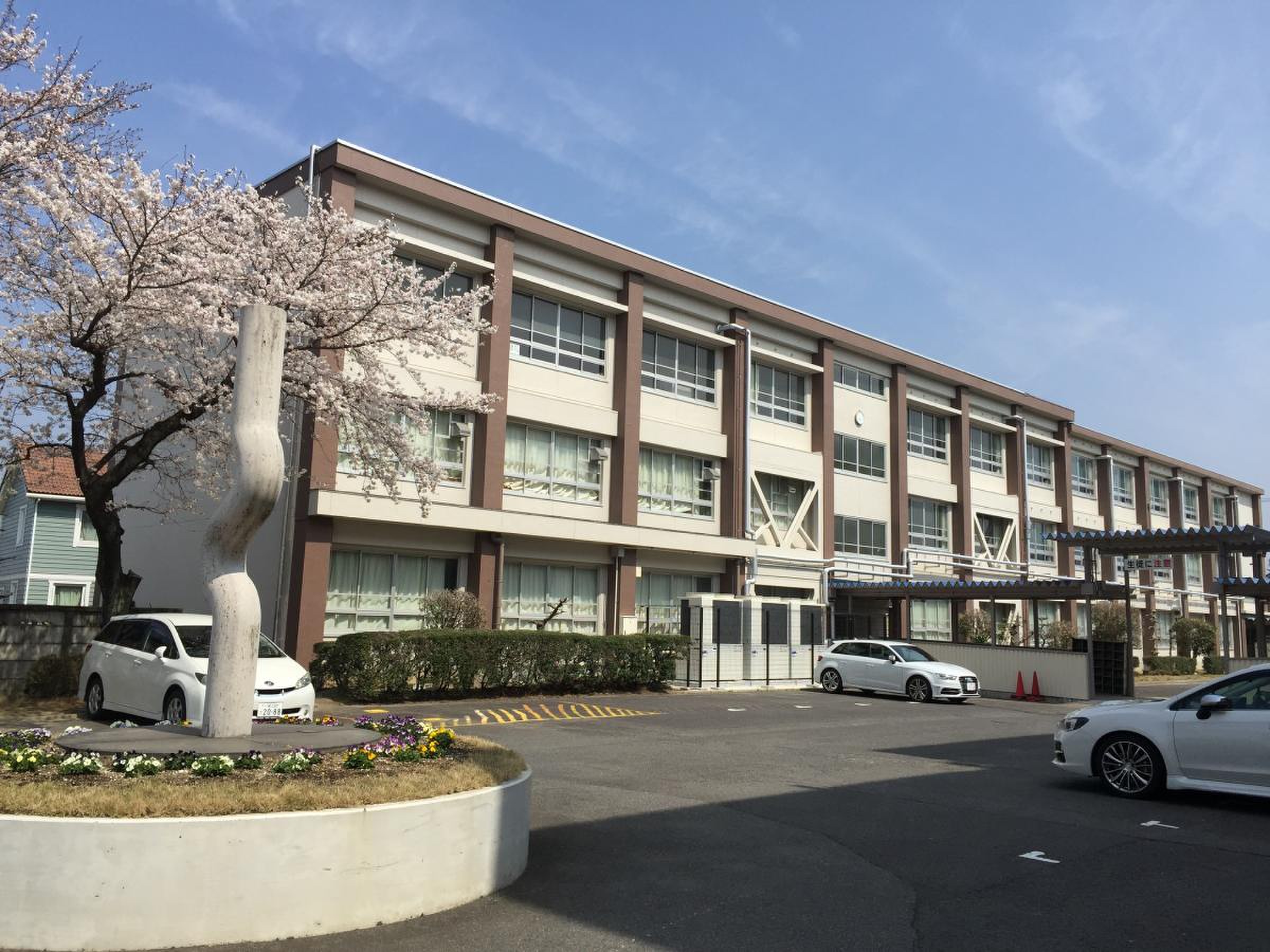 一宮 市立 浅井 中学校