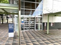 倉吉市立図書館