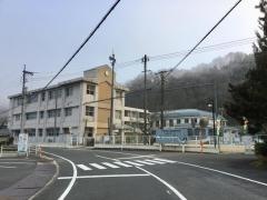 土居小学校