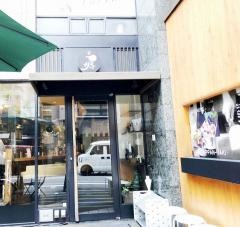 まんまるの月　三条・本店
