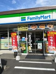 ファミリーマート　江向町三丁目店