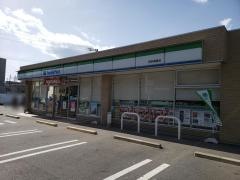 ファミリーマート　知多朝倉店