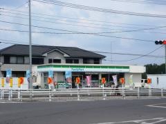 ファミリーマート　益子町店
