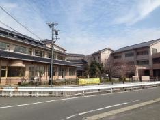 翼小学校