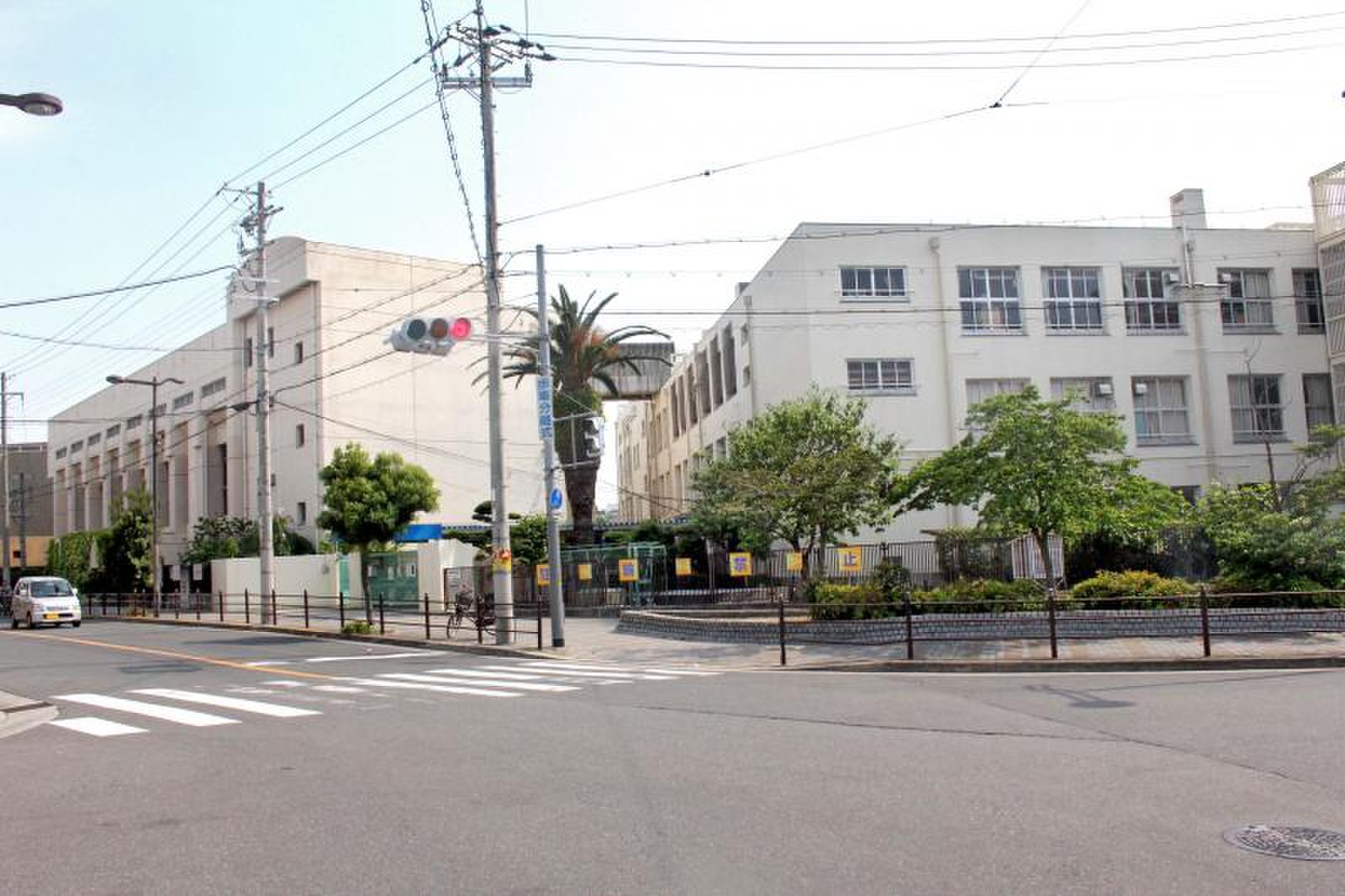 南 住吉 小学校