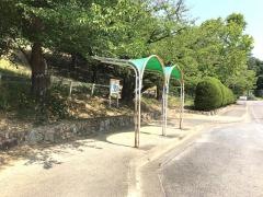 「養護学校前」バス停留所