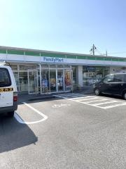 ファミリーマート　富山根塚町店