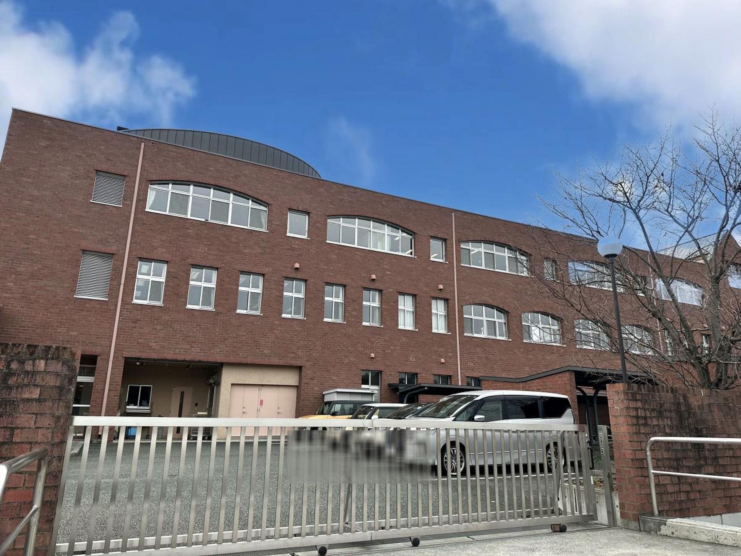韮崎 市立 韮崎 西 中学校