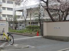 青山小学校
