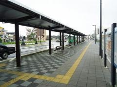 「蓮田駅西口」バス停留所