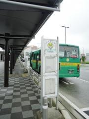「蓮田駅西口」バス停留所