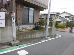 「梅林会館」バス停留所