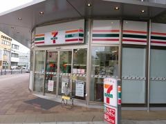 セブンイレブン　諫早栄町アーケード店