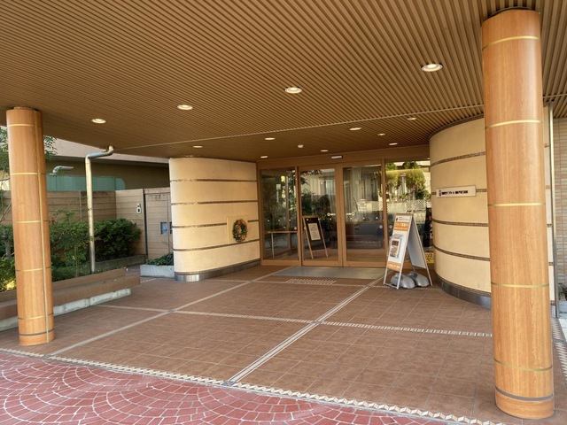 SOMPOケアラヴィーレ湘南平塚弐番館 施設外観