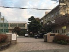 出水小学校