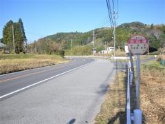 「台田堰」バス停留所