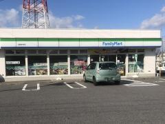 ファミリーマート　武豊里中東店