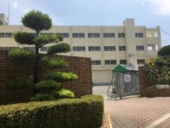 南平台小学校