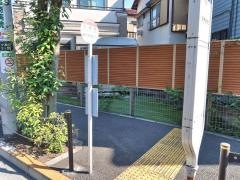 「小島町」バス停留所