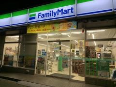 ファミリーマート　名駅三丁目店