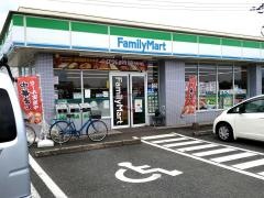 ファミリーマート　合志豊岡店