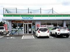 ファミリーマート　合志豊岡店