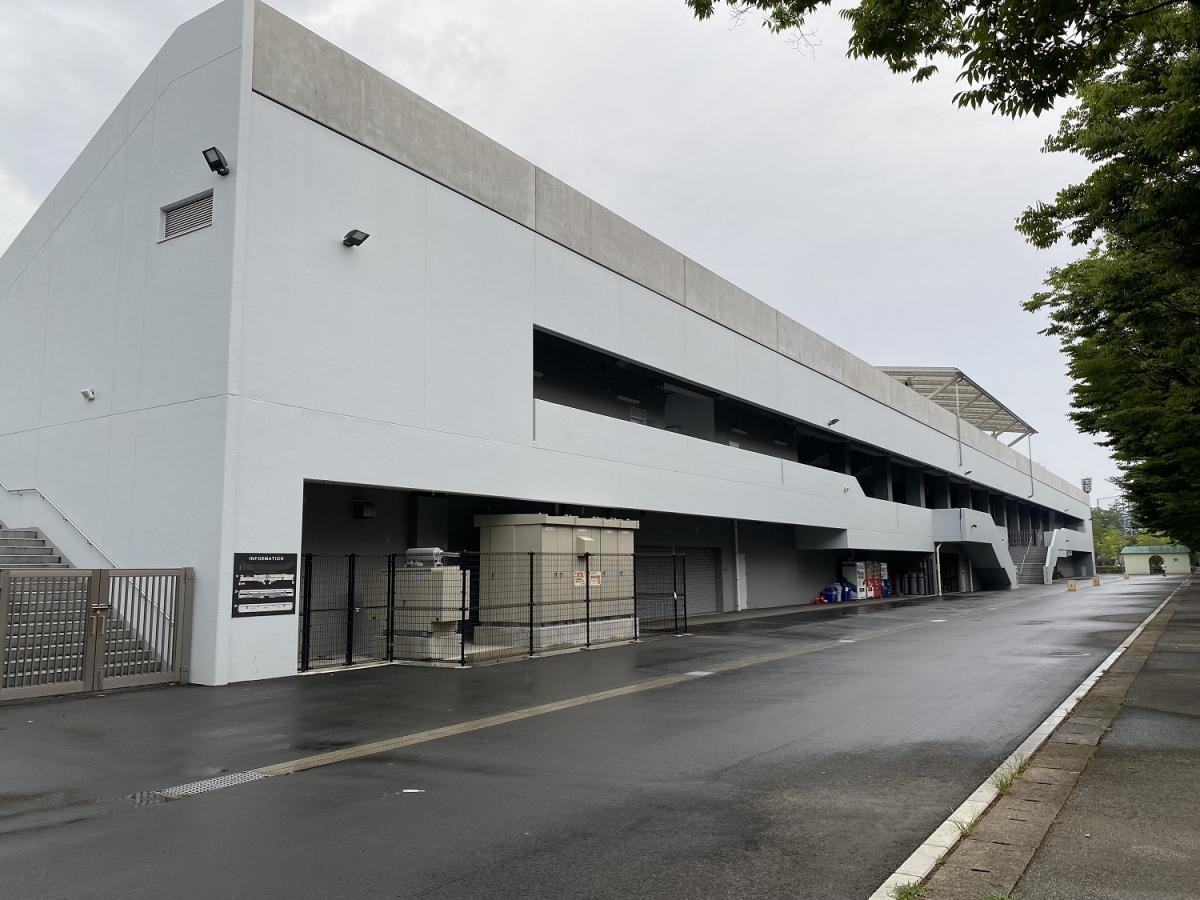 太田市運動公園陸上競技場